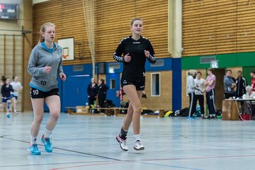 Bild 18 - A-Juniorinnen MTV Herzhorn - Bramstedter TS : Ergebnis: 32:32